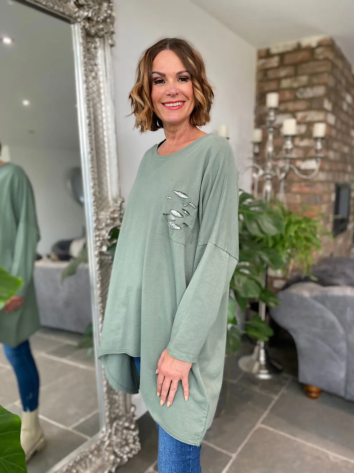 Back Detail Shimmer Heart Top Lori