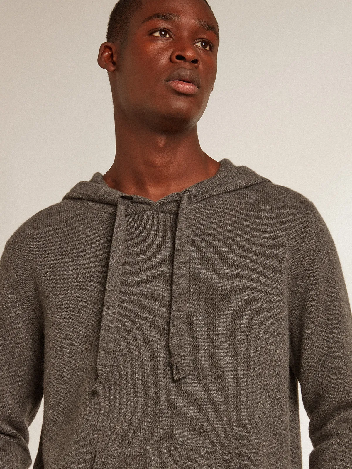 Men’s gray melange cashmere blend sweatshirt with hood