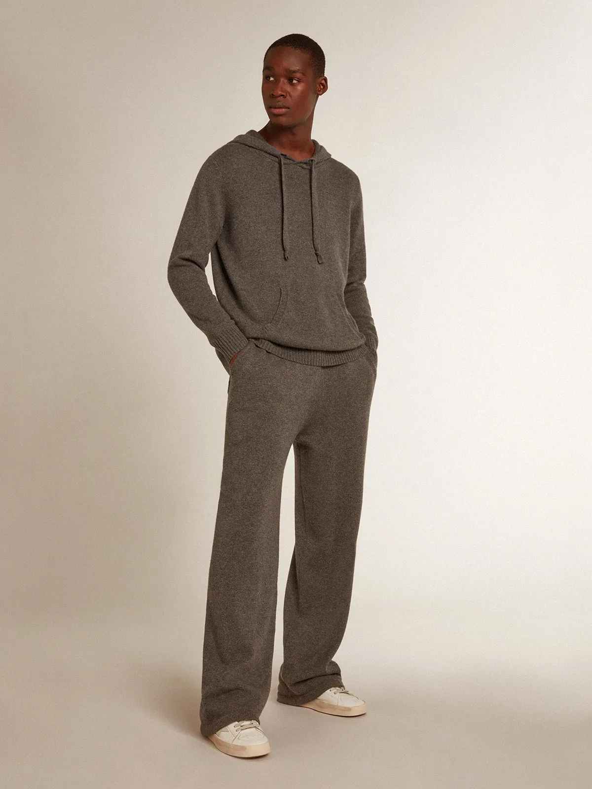 Men’s gray melange cashmere blend sweatshirt with hood