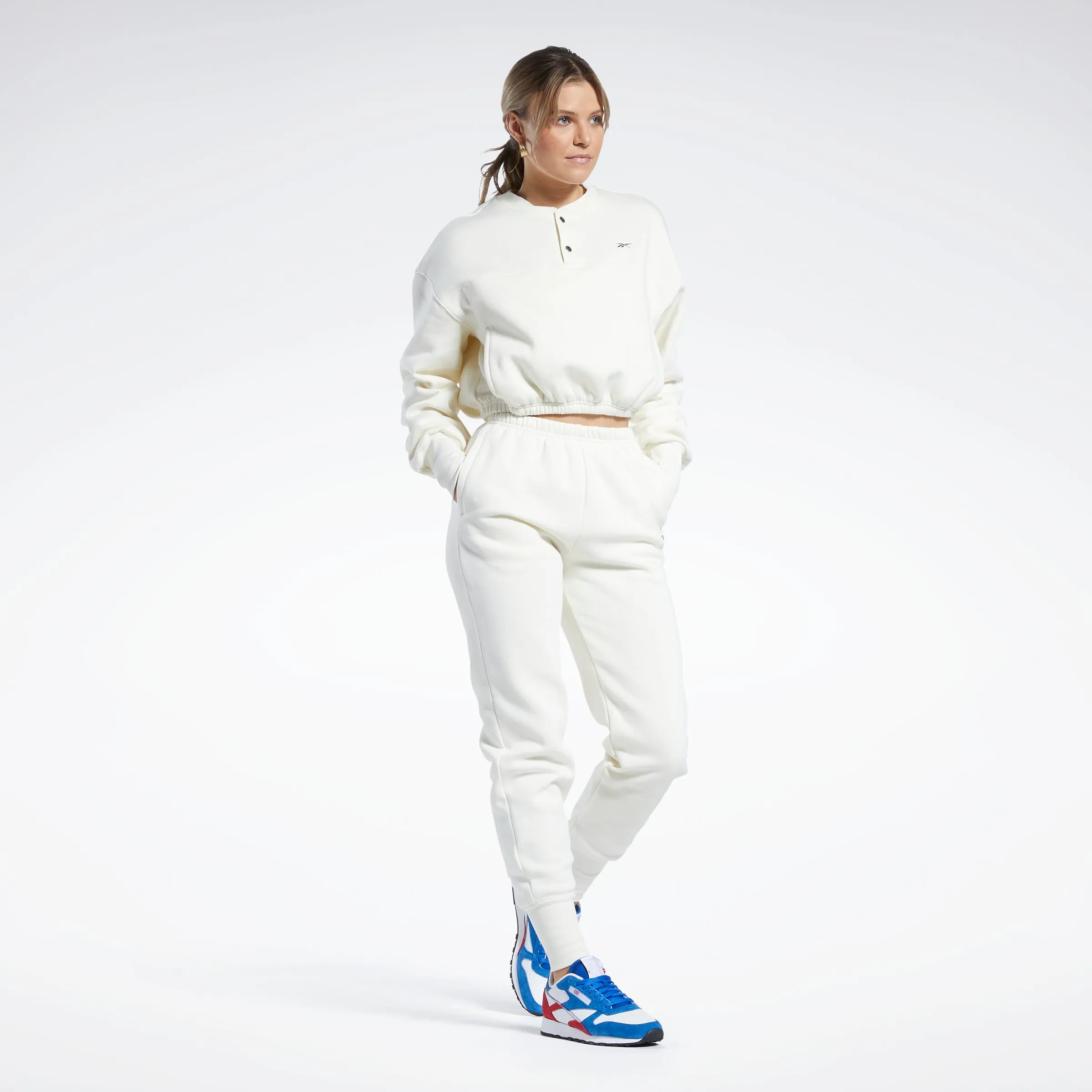 Reebok Apparel Women Classics Fleece Joggers Classic White